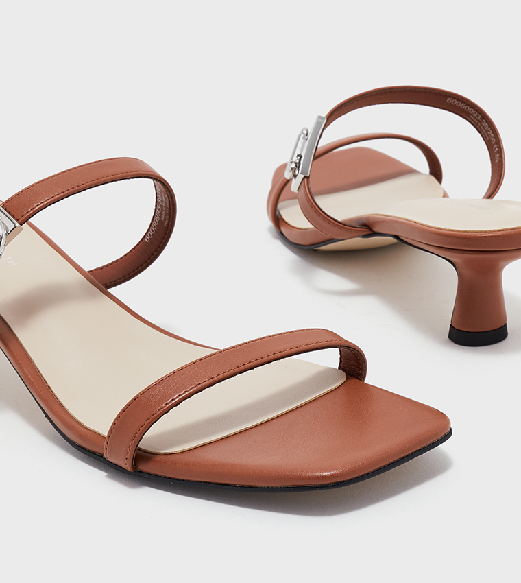 Sandal charles & keith on sale 219