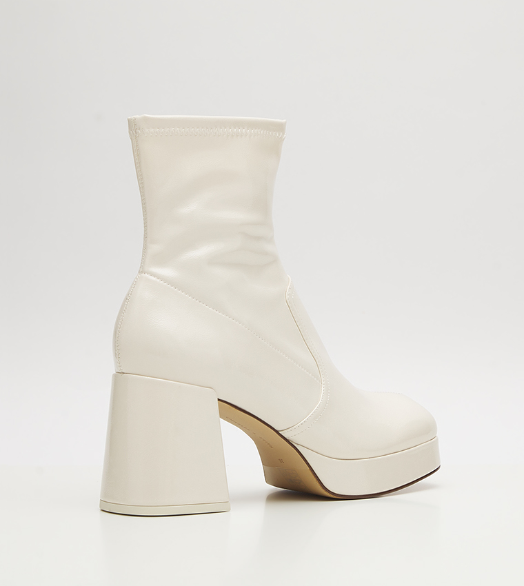 Patent cheap heeled boots