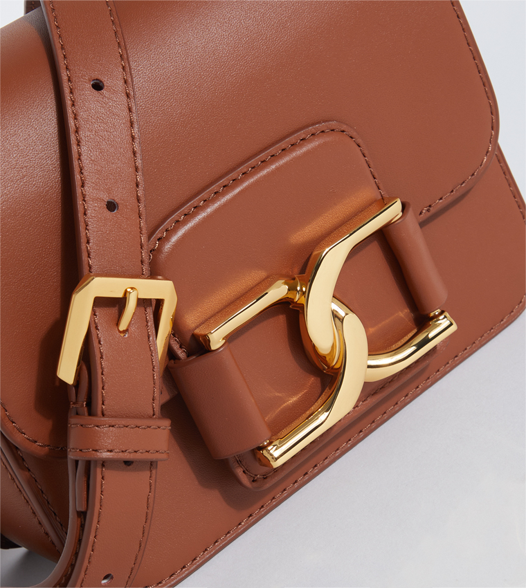 حقيبة كروس بادي بإكسسوار معدني