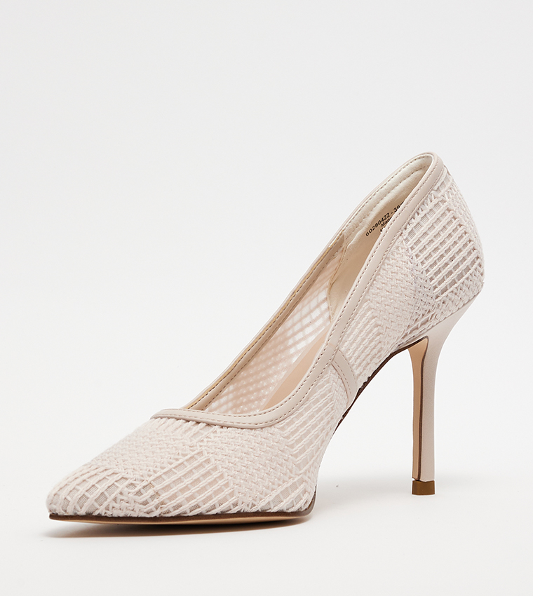 Pointed Toe Mesh Pumps