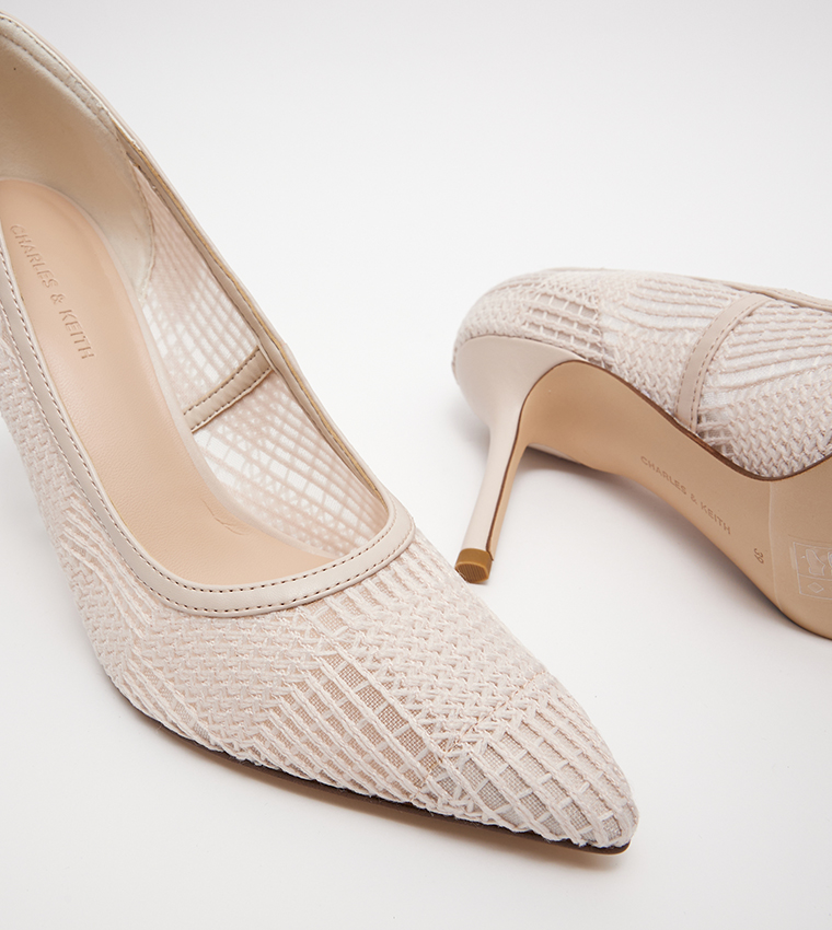 Pointed Toe Mesh Pumps