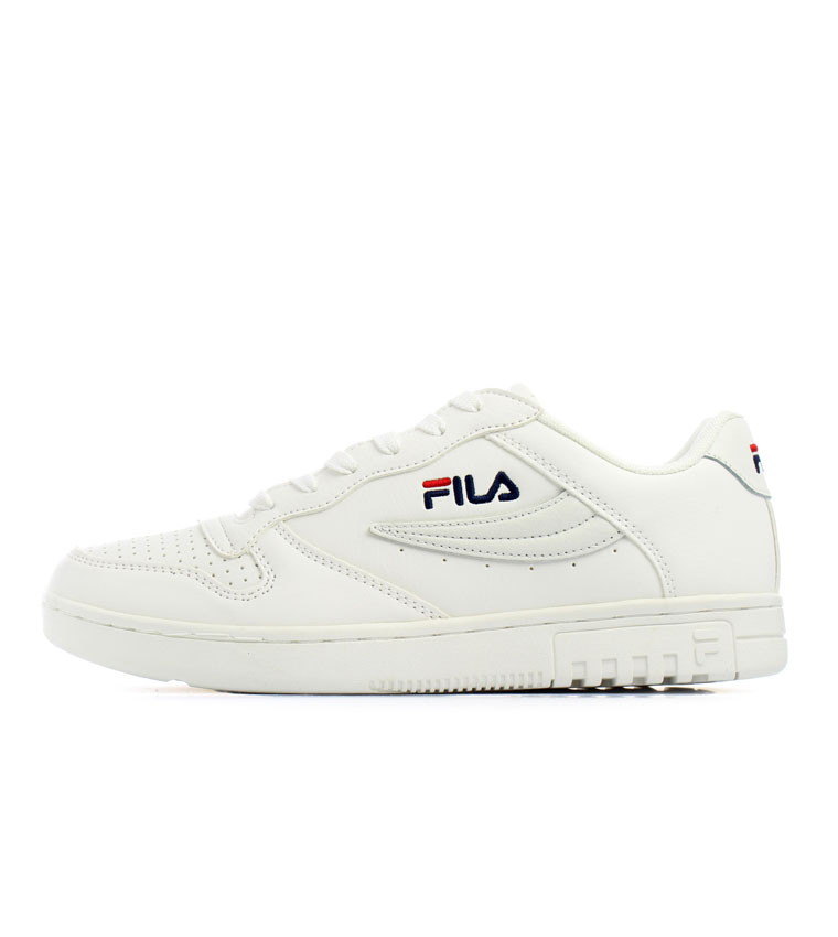 Chunky white sneakers fila deals