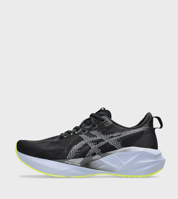 NOVABLAST 5 Running Shoes