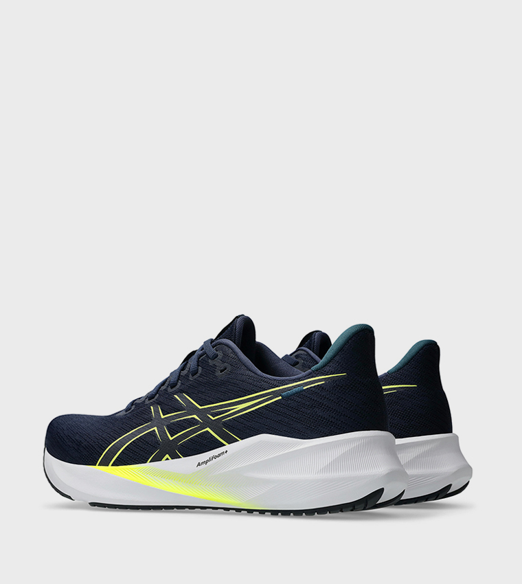 VERSABLAST 4 Running Shoes