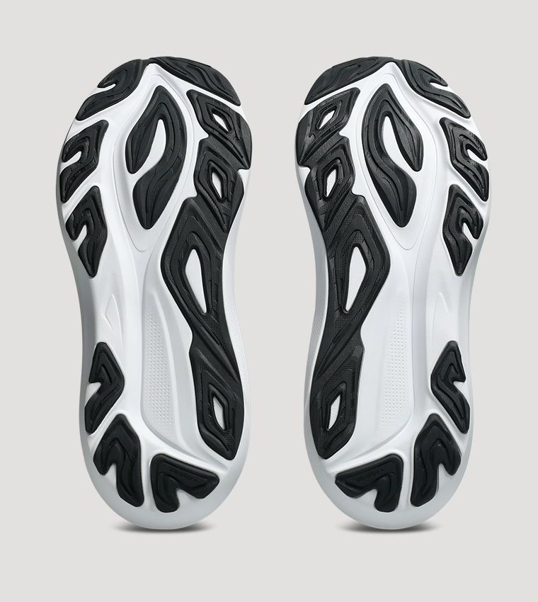 حذاء جري جي تي – ٢٠٠٠ ١٤