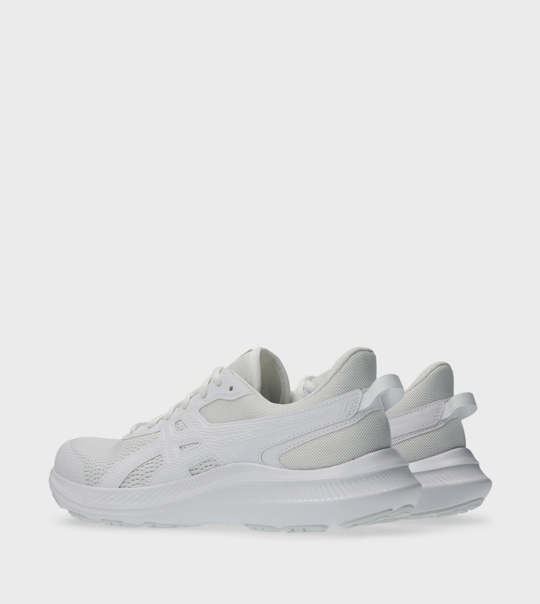JOLT 5 Round Toe Running Shoes