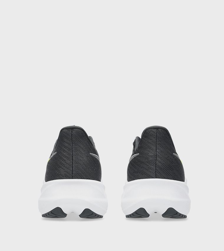 VERSABLAST 4 Running Shoes