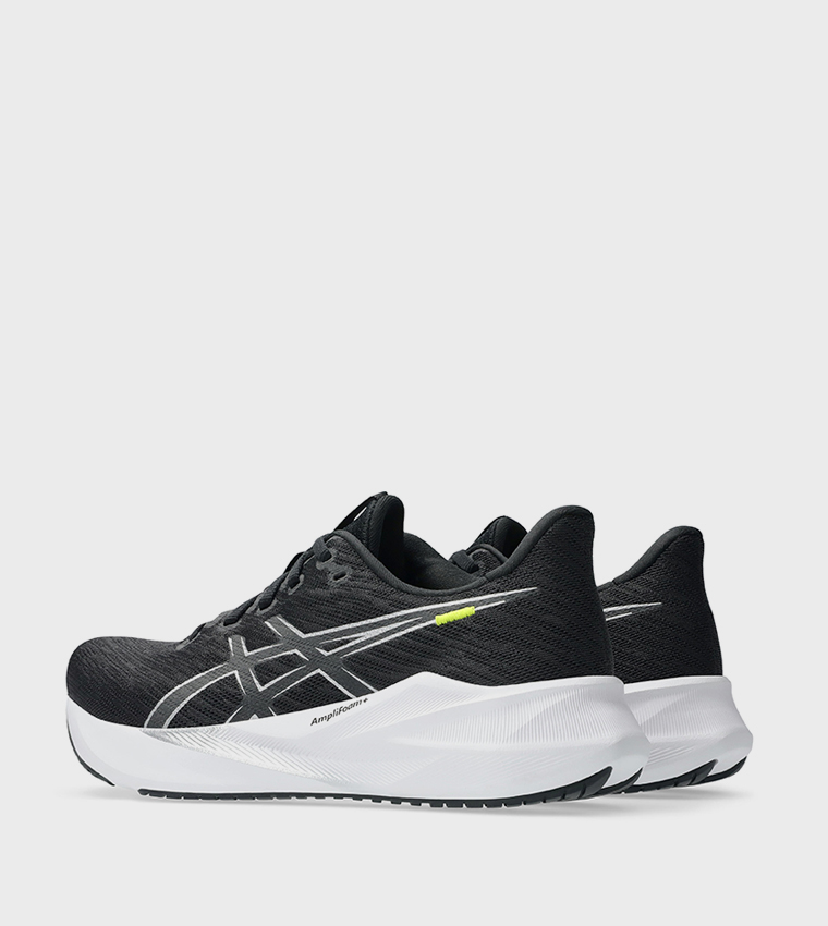 VERSABLAST 4 Running Shoes