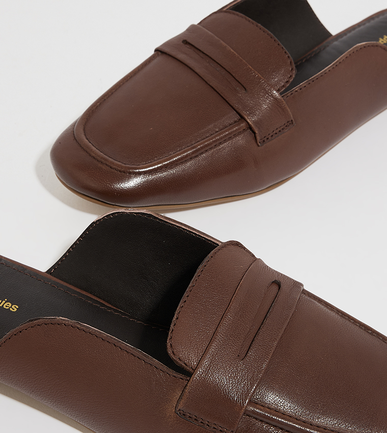 PARIS Textured Square Toe Mules
