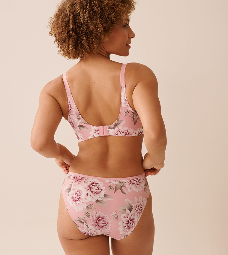 Lightly Lined Sleek Back Bra