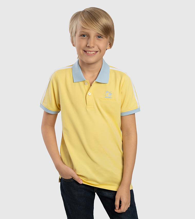 تيشيرت بولو بأكمام قصيرة بتطريز شعار