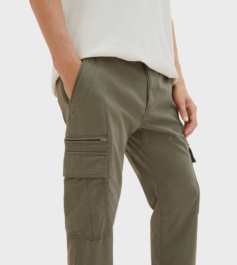 Solid Relaxed Fit Cargo Pants