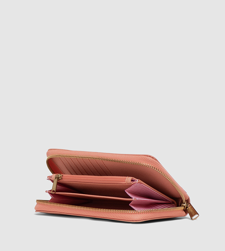 Logo Detail Thomas RFID Wallet