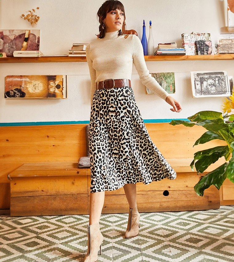 Animal print outlet flared skirt