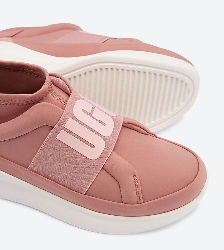 Ugg 2025 pink trainers