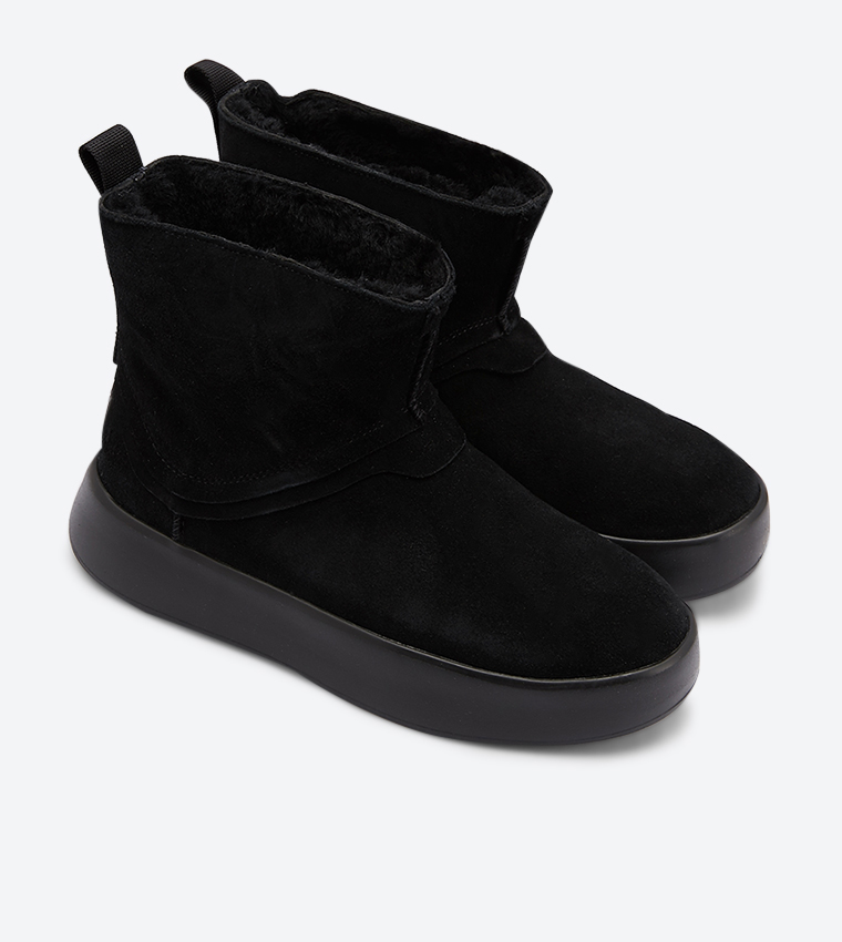 Classic Boom Round Toe Boot - Black