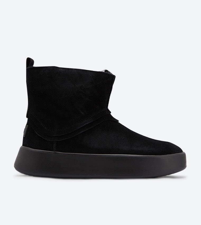 Classic Boom Round Toe Boot - Black