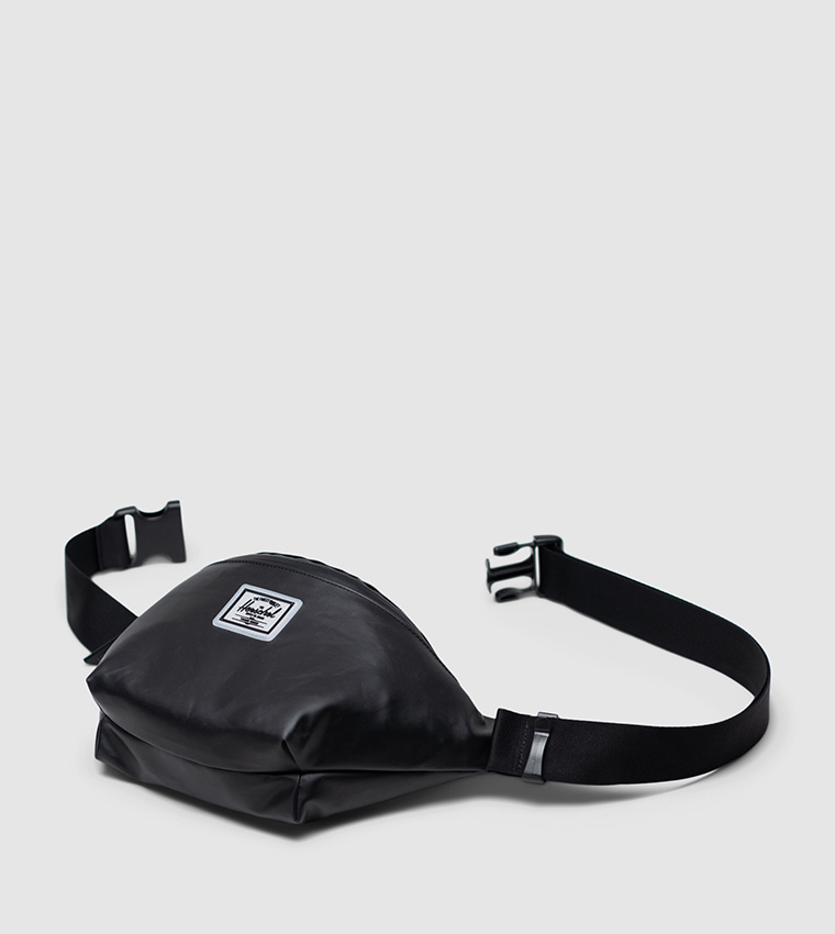 Seventeen Zippered Cross Body Bag