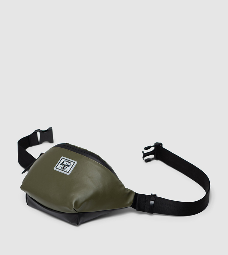 Seventeen Zippered Cross Body Bag