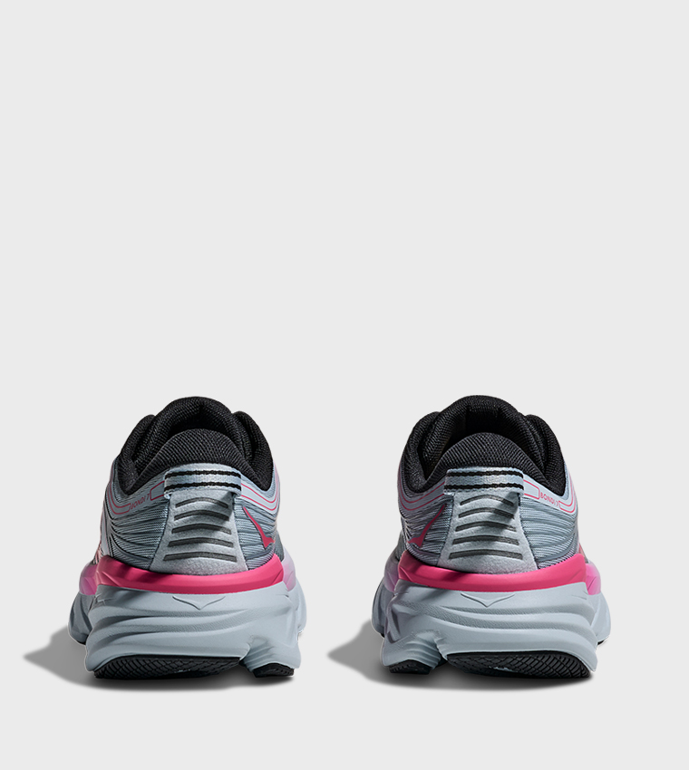 BONDI 7 Textured Running Shoes
