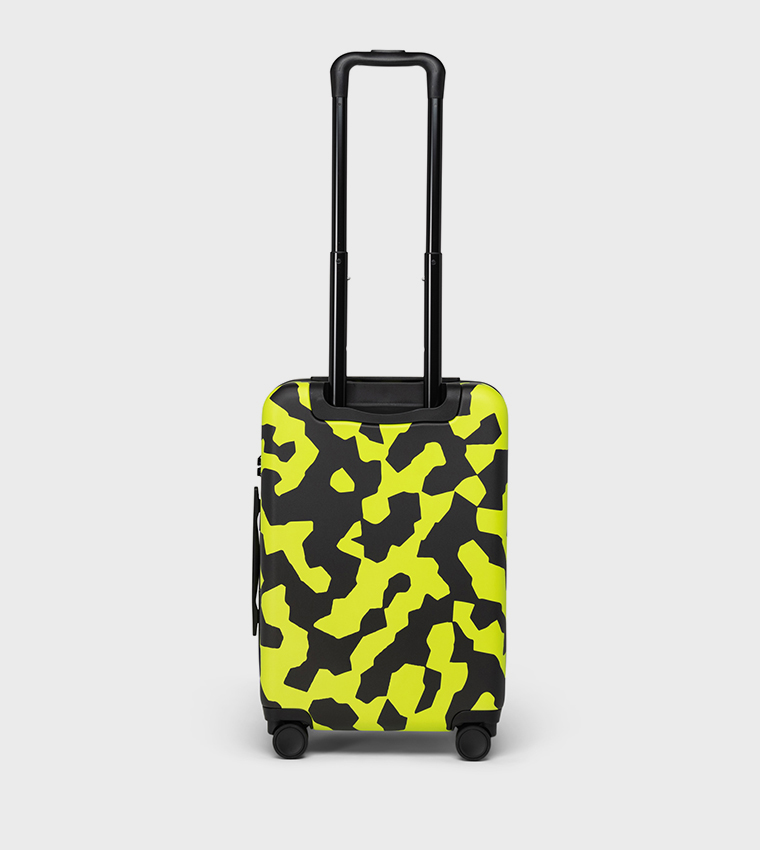 Heritage™ Hardshell Large Carry On Trolley Bag