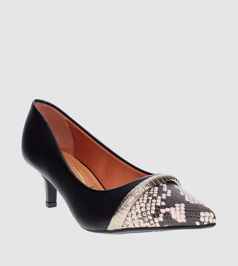 Snake deals print pumps