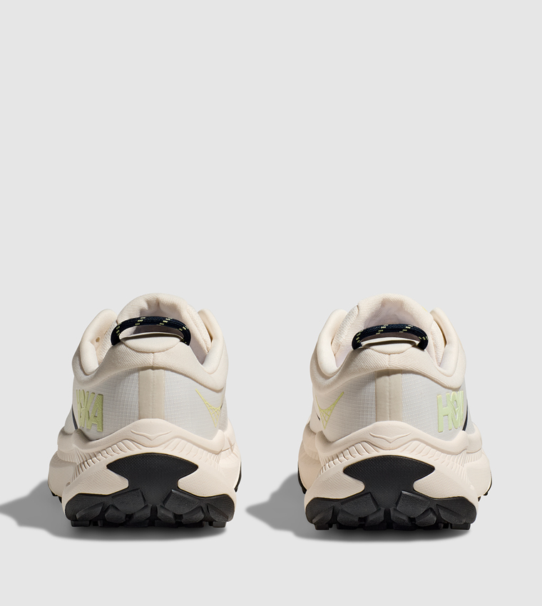 TRANSPORT Running Shoes
