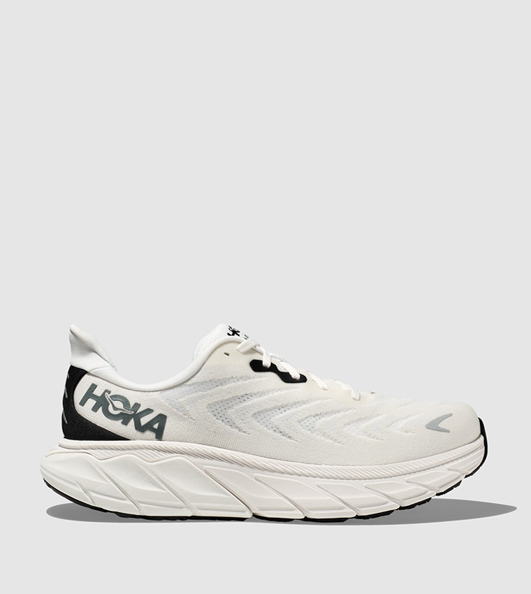 ARAHI 6 Knitted Running Shoes