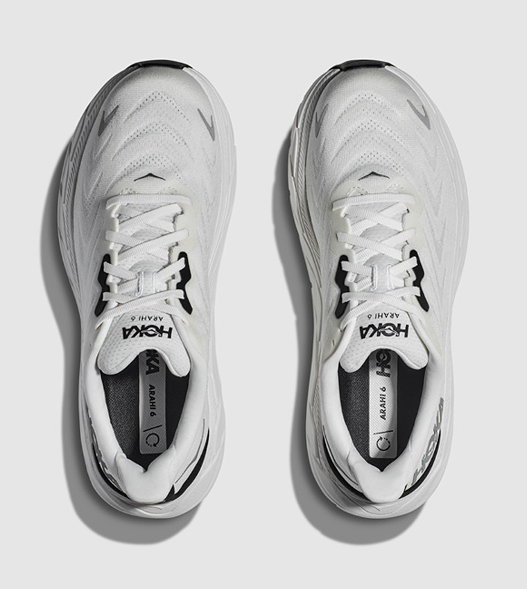 ARAHI 6 Knitted Running Shoes