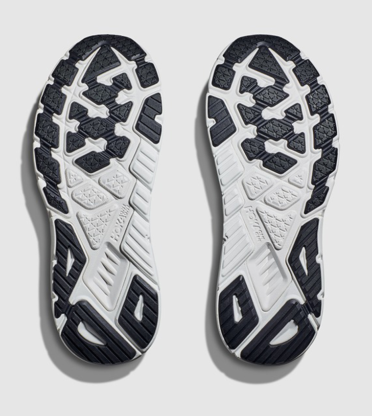 ARAHI 6 Knitted Running Shoes