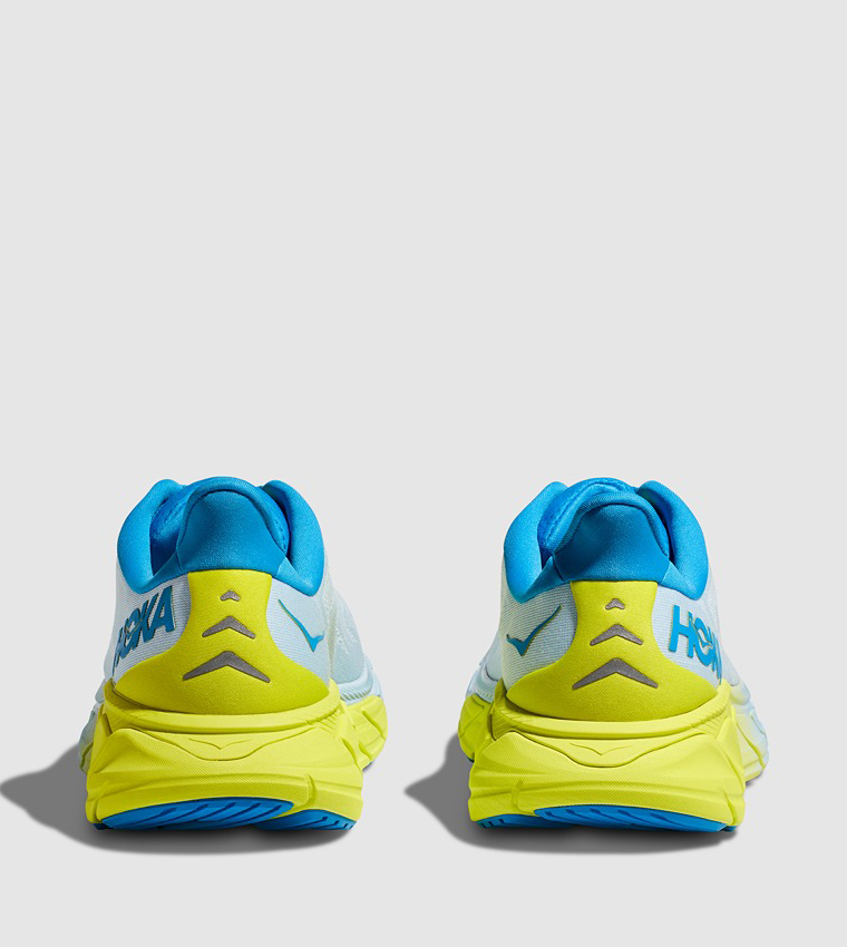 ARAHI 6 Knitted Running Shoes