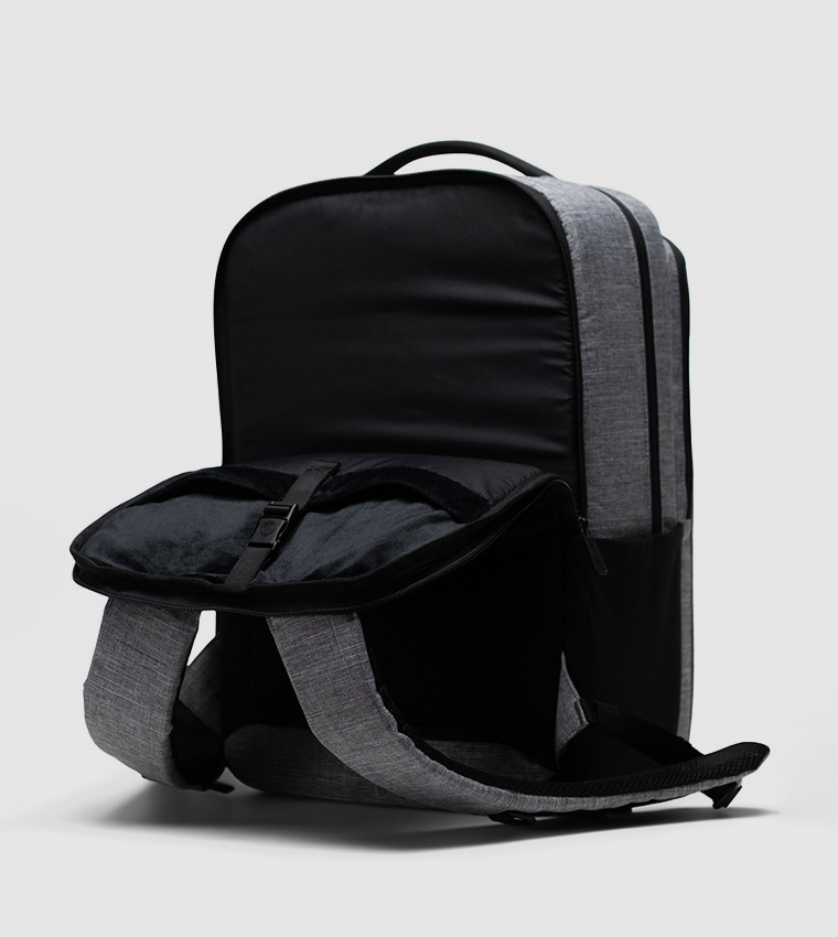 Kaslo Tech Zippered Backpack