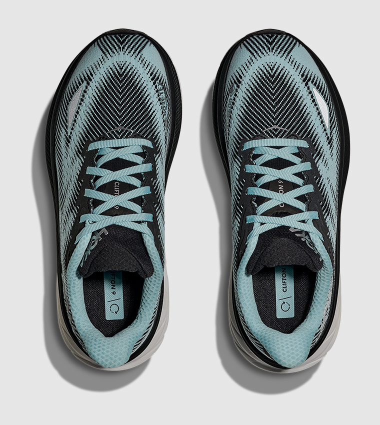 حذاء جري برباط