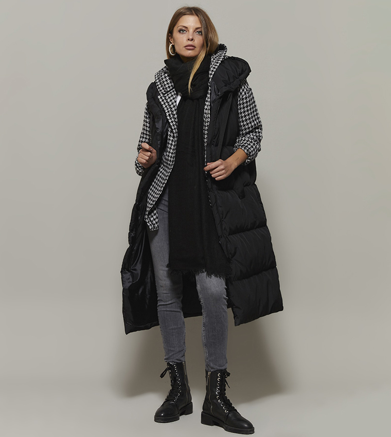 Long store puffer gilet