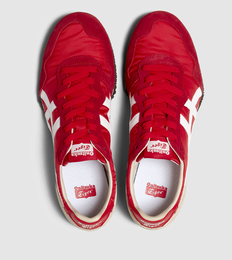 SERRANO Low Top Sneakers