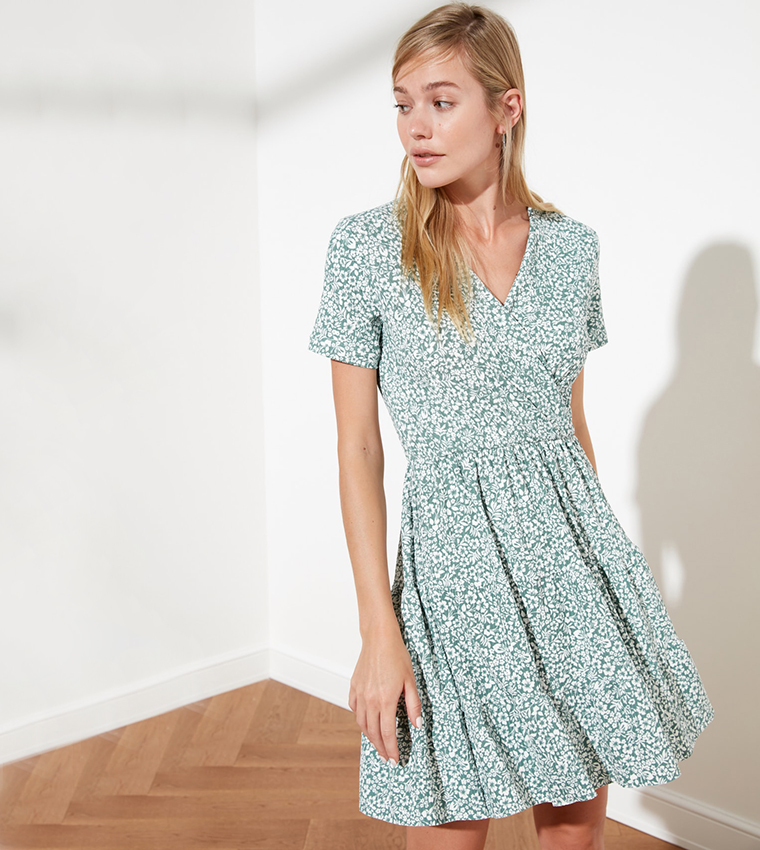 Floral Patterned Knitted Dress