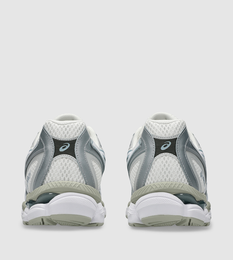 GEL-NYC 2055 Low Top Sneakers