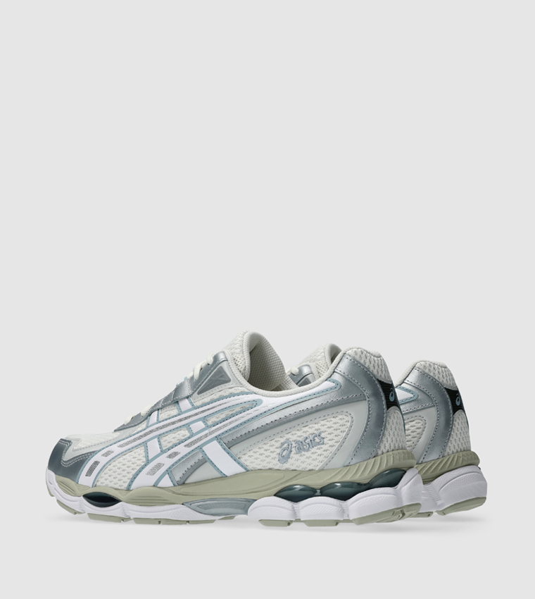 GEL-NYC 2055 Low Top Sneakers