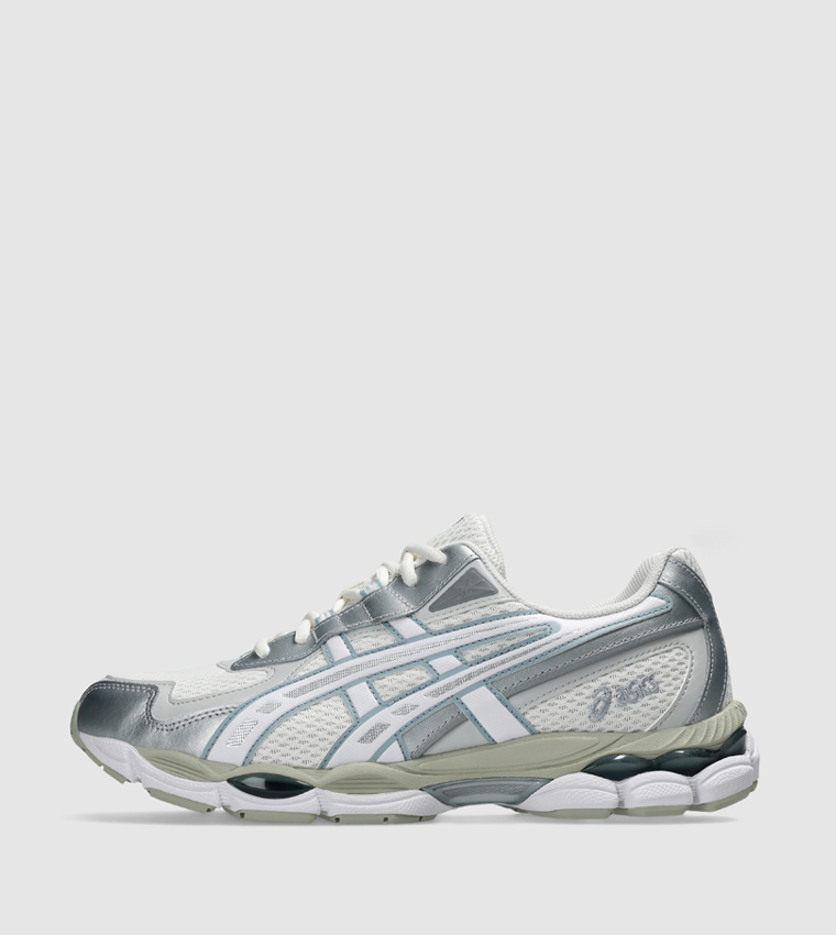 GEL-NYC 2055 Low Top Sneakers