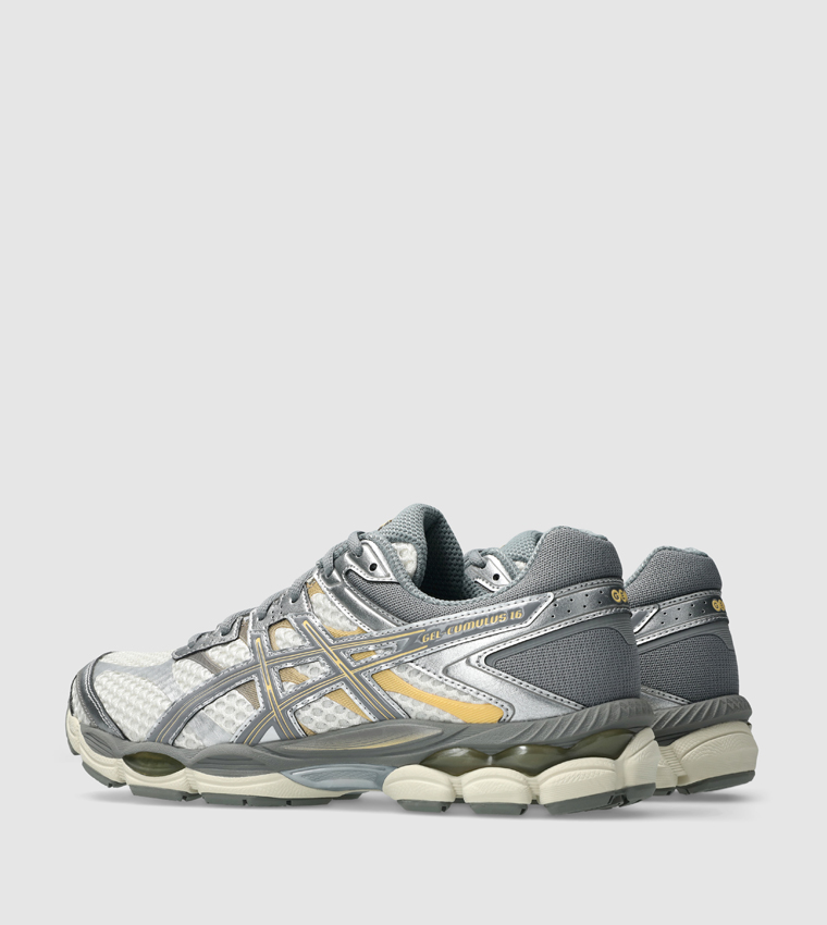 GEL-CUMULUS 16 Low Top Sneakers