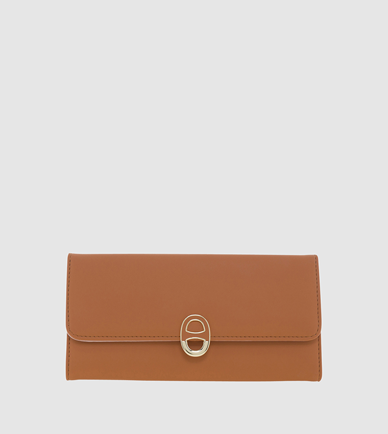 محفظة بقفل مغناطيسي  بلون أسود