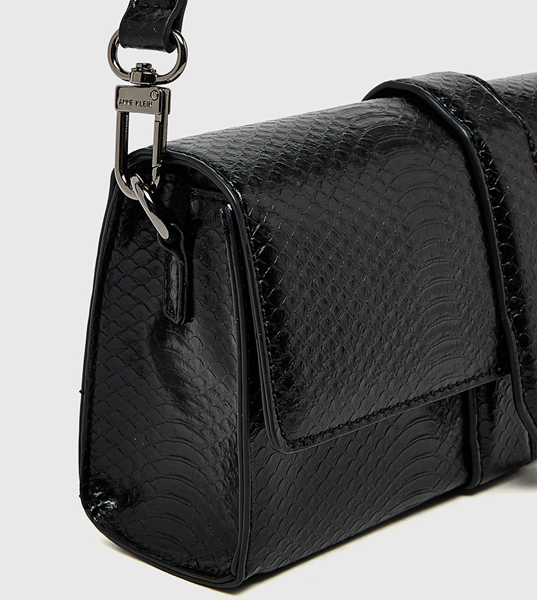 شنطة كتف نسائية فلاب بنقشة تمساح 