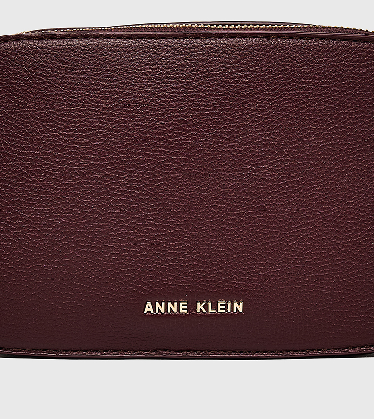 Textured Zippered Camera Bag