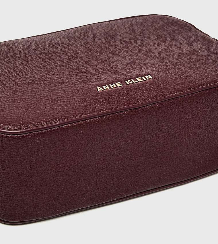 Textured Zippered Camera Bag