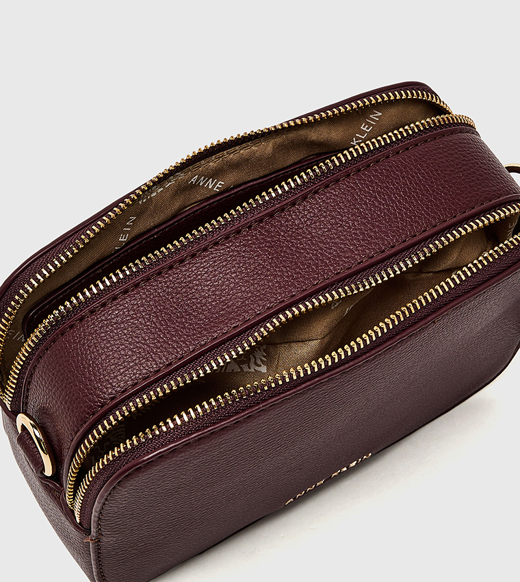 Textured Zippered Camera Bag