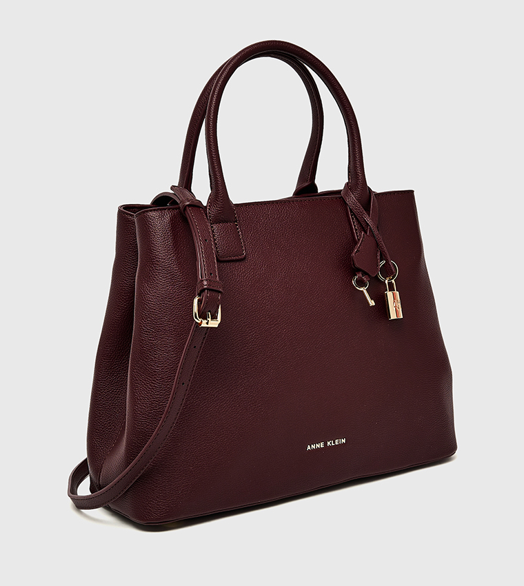 شنطة ساتشل بسحاب