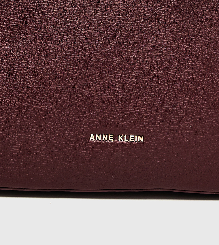 شنطة ساتشل بسحاب