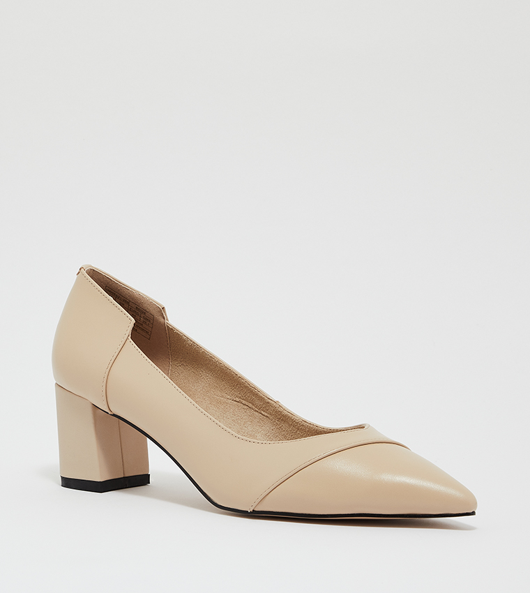 Buy Hush Puppies Zienria Block Heel Pumps In Beige | 6thStreet UAE