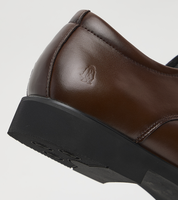 CARLO Solid Derby Shoes