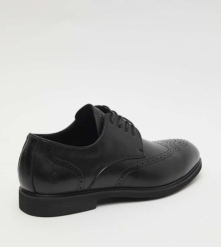 حذاء رسمي رجالي مثقّب برباط